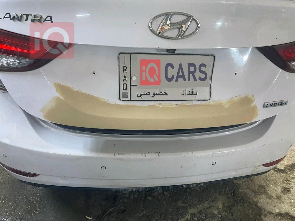 هیۆندای ئەلەنترا